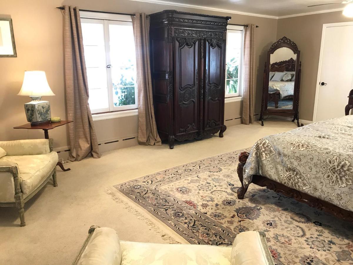 فارمنغتون، كونيتيكت Casa Blanca Inn And Suites المظهر الخارجي الصورة