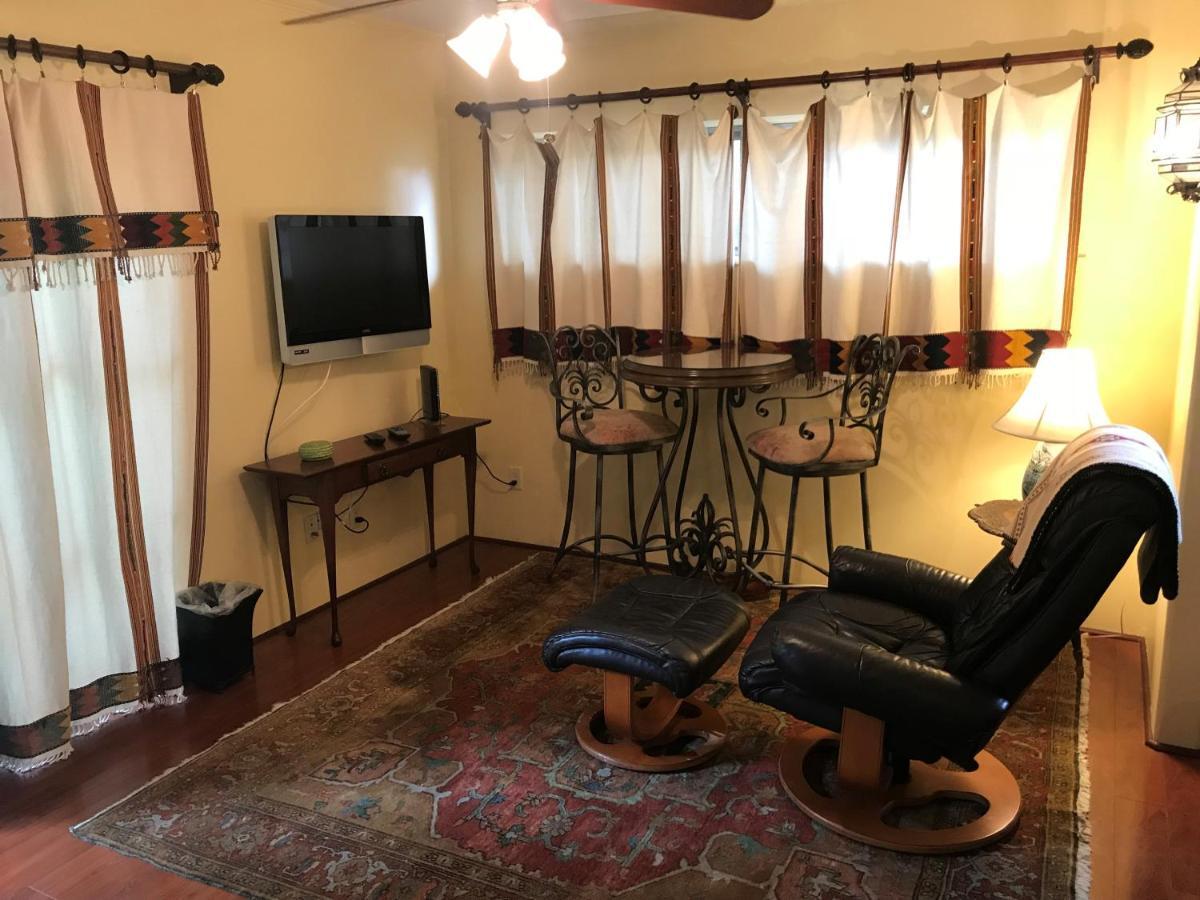 فارمنغتون، كونيتيكت Casa Blanca Inn And Suites المظهر الخارجي الصورة