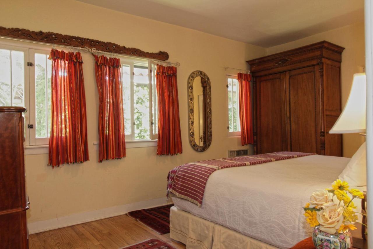 فارمنغتون، كونيتيكت Casa Blanca Inn And Suites المظهر الخارجي الصورة